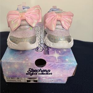Skechers Purple and Pink Sneakers with Bow Detail